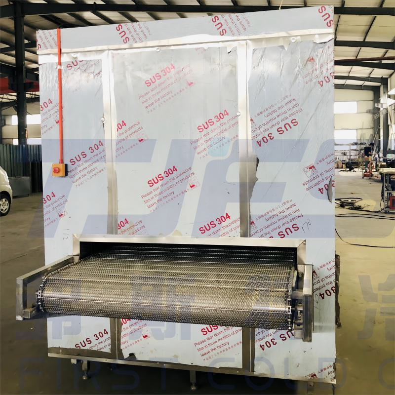 Proveedor de congeladores de túnel IQF de alta calidad: congelación rápida para la industria de procesamiento de alimentos Productos congelados de harina y tortas 